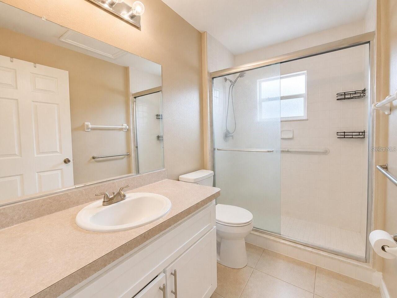 Listing Photo 10