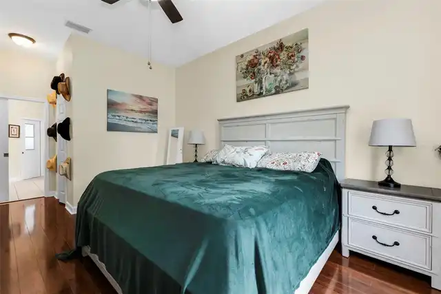 Listing Photo 28