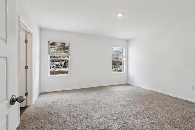 Listing Photo 20