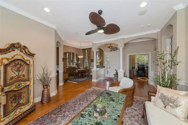Listing Photo 5