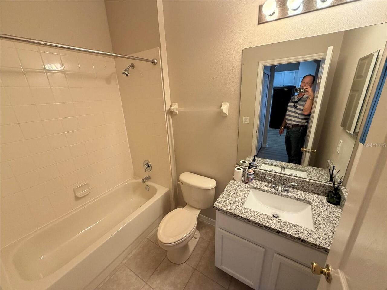 Listing Photo 12