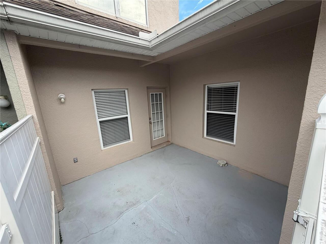 Listing Photo 14