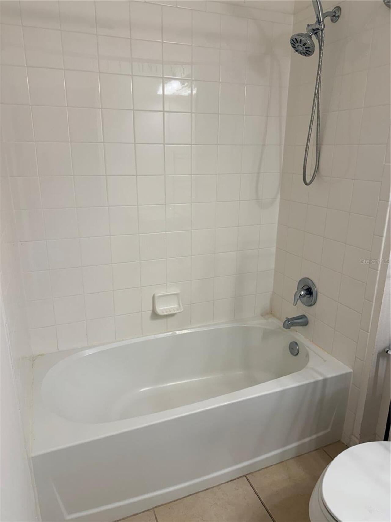 Listing Photo 17