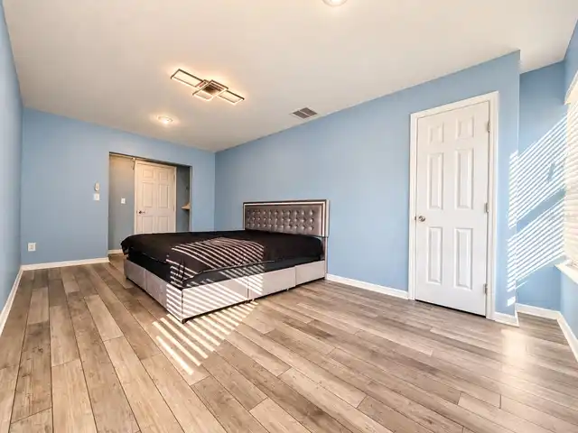 Listing Photo 17