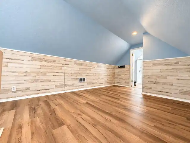 Listing Photo 32