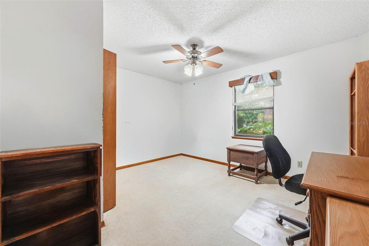 Listing Photo 16