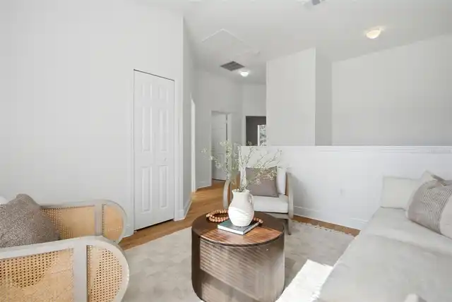 Listing Photo 20