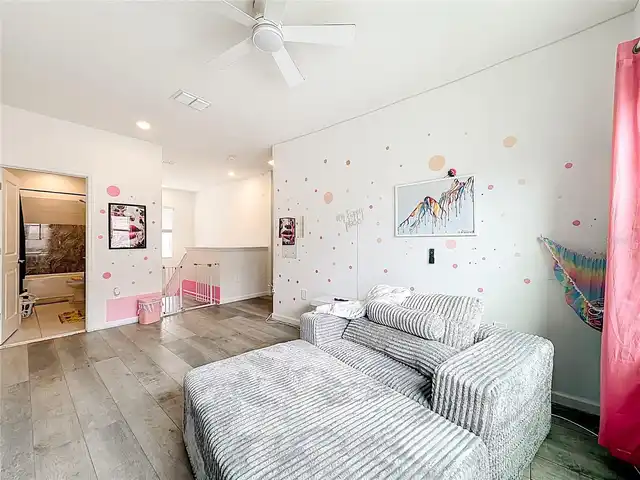Listing Photo 32