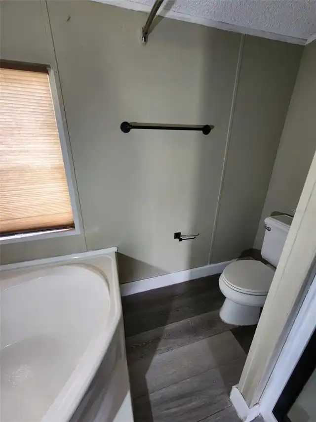 Listing Photo 16