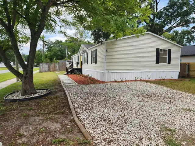 Listing Photo 32