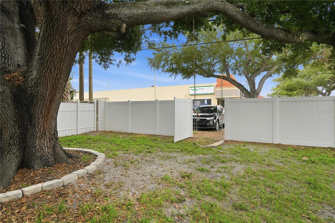 Listing Photo 42