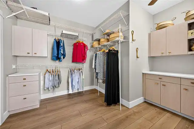 Listing Photo 9