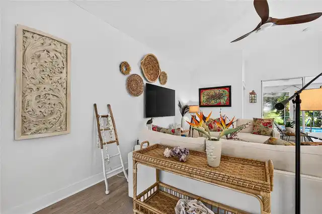 Listing Photo 43