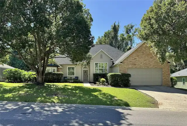 Listing Photo 6
