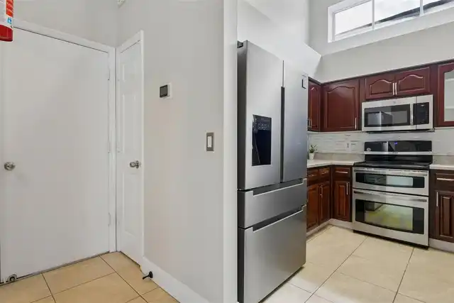 Listing Photo 31