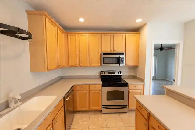Listing Photo 14