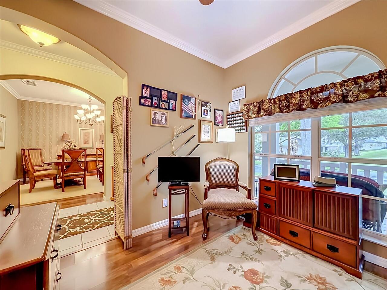 Listing Photo 8