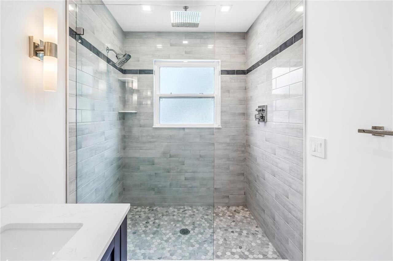 Listing Photo 37