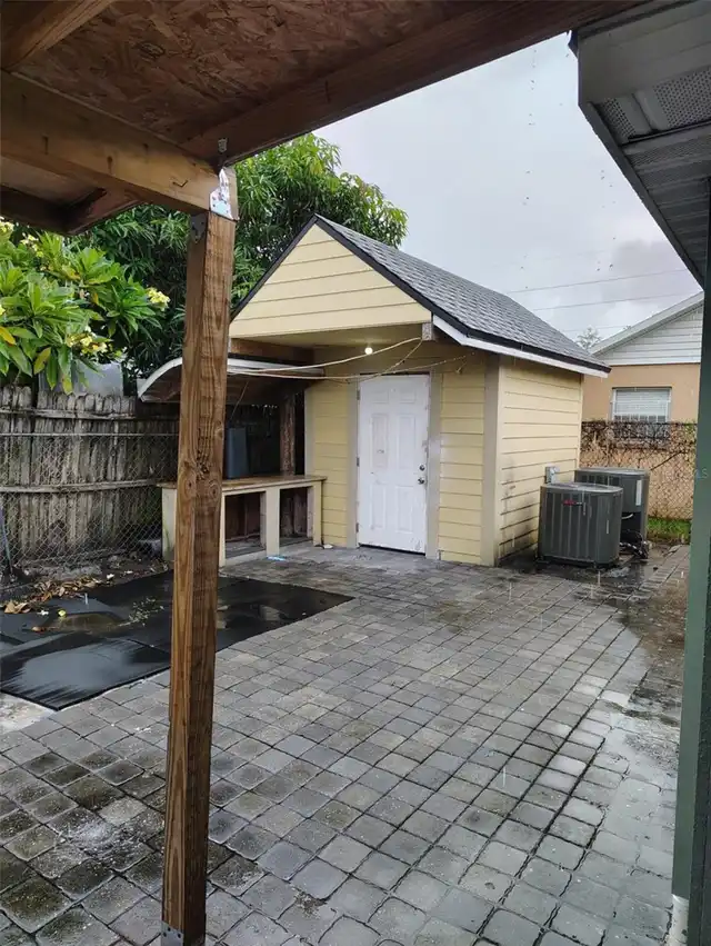 Listing Photo 15