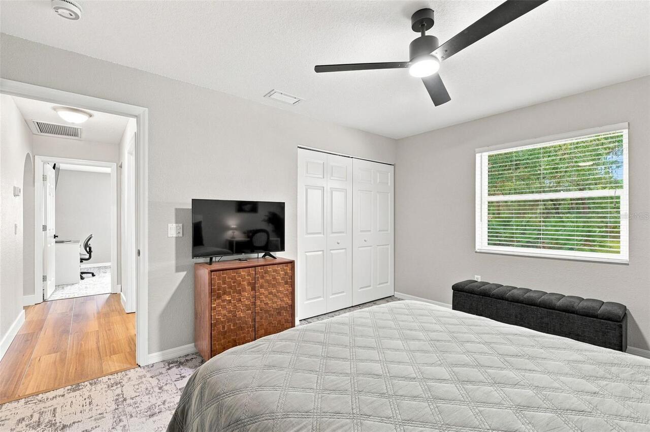 Listing Photo 33