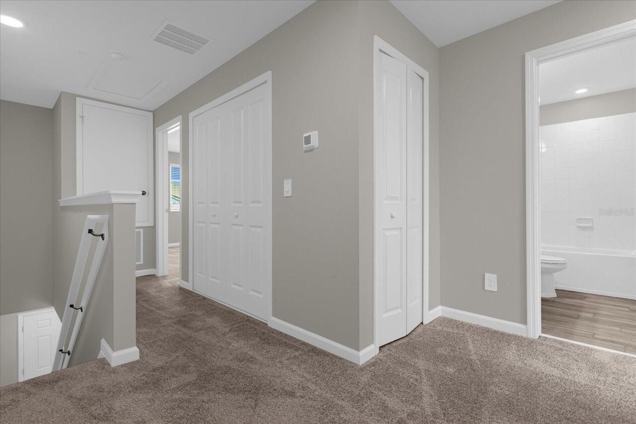 Listing Photo 12