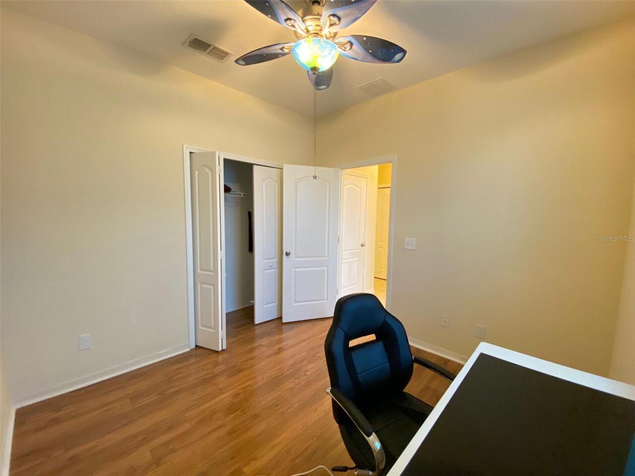 Listing Photo 12