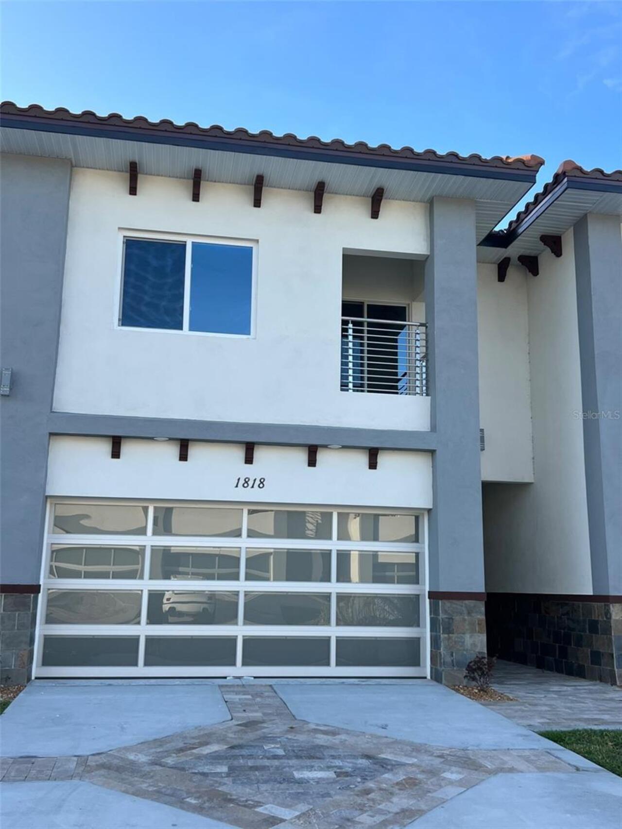 Davenport Real Estate