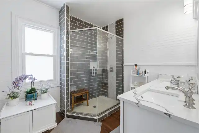 Listing Photo 18