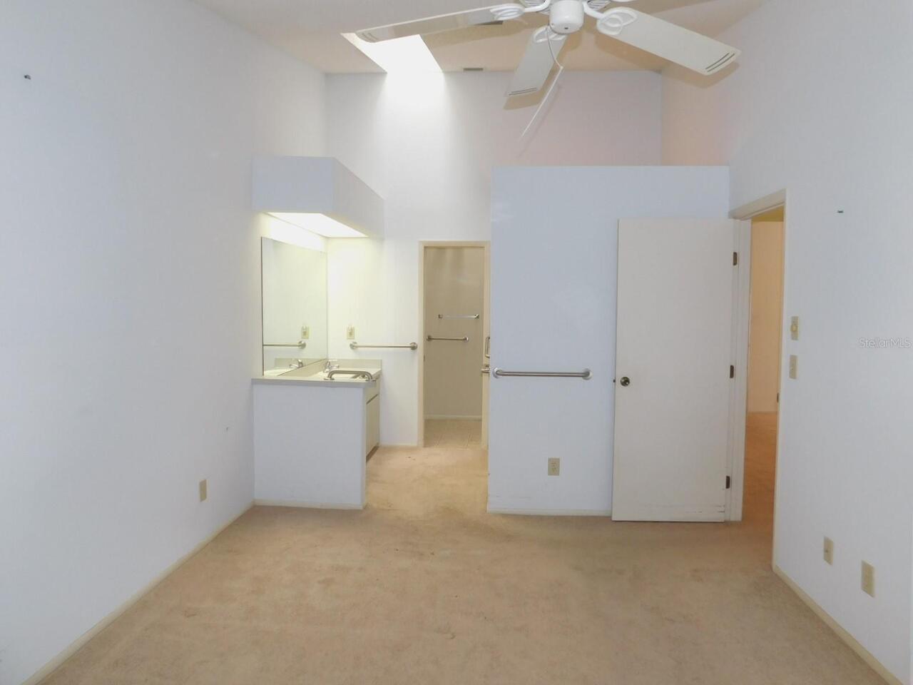 Listing Photo 7