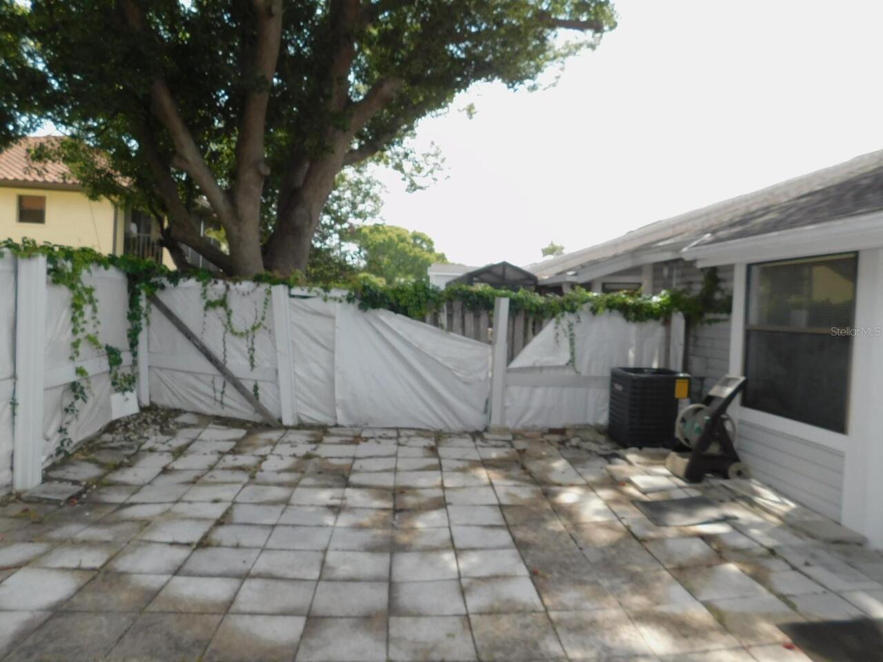 Listing Photo 14