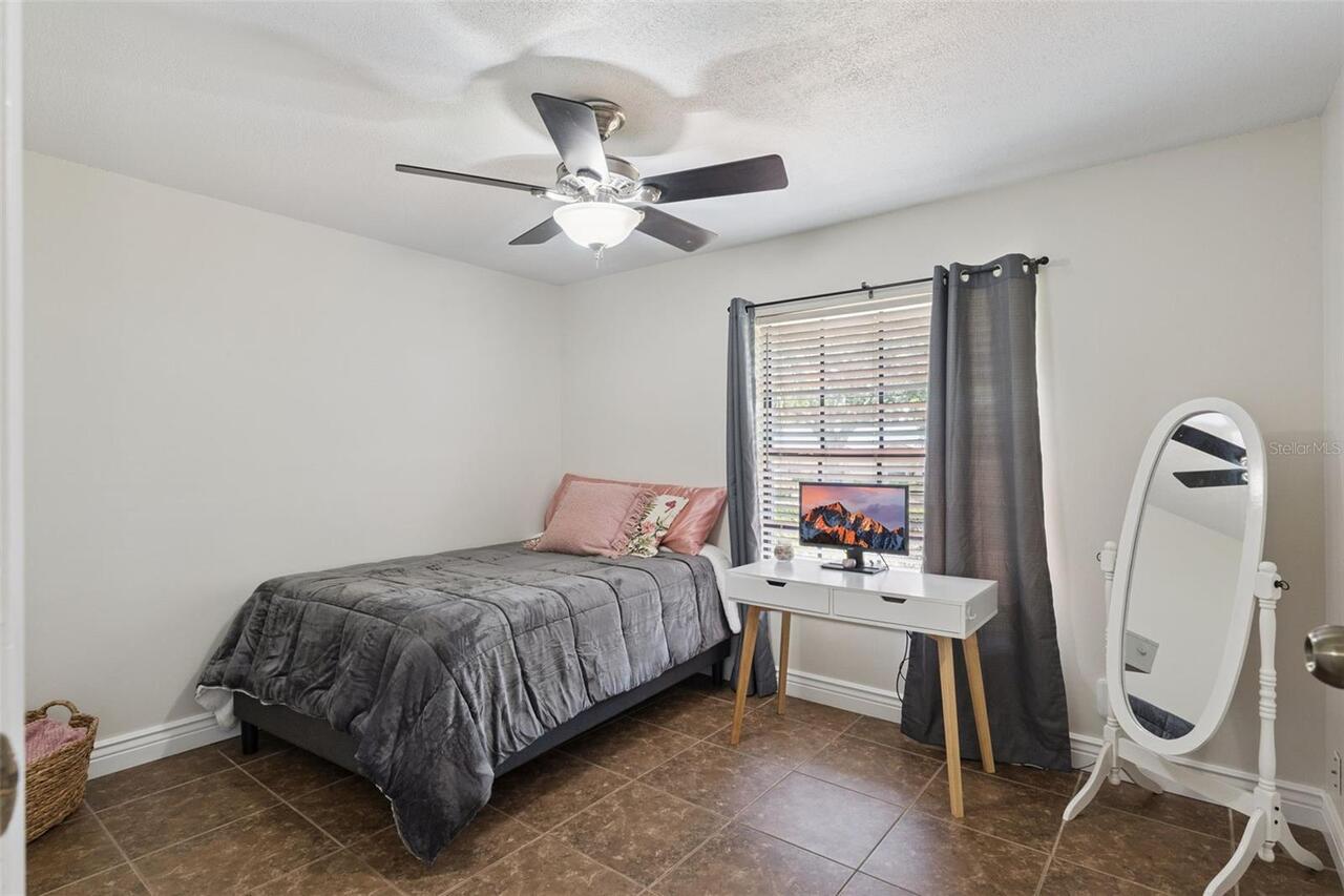 Listing Photo 16