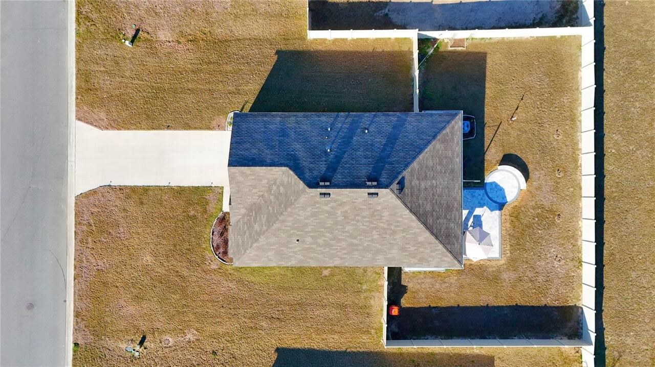 Listing Photo 8