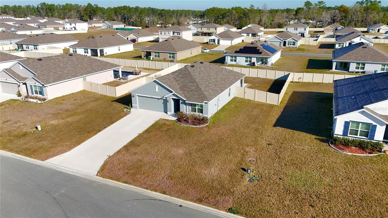 Listing Photo 9
