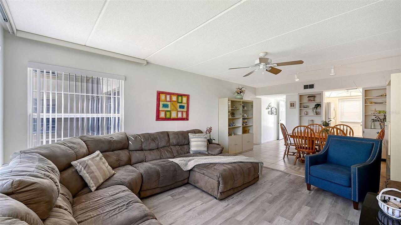 Listing Photo 9