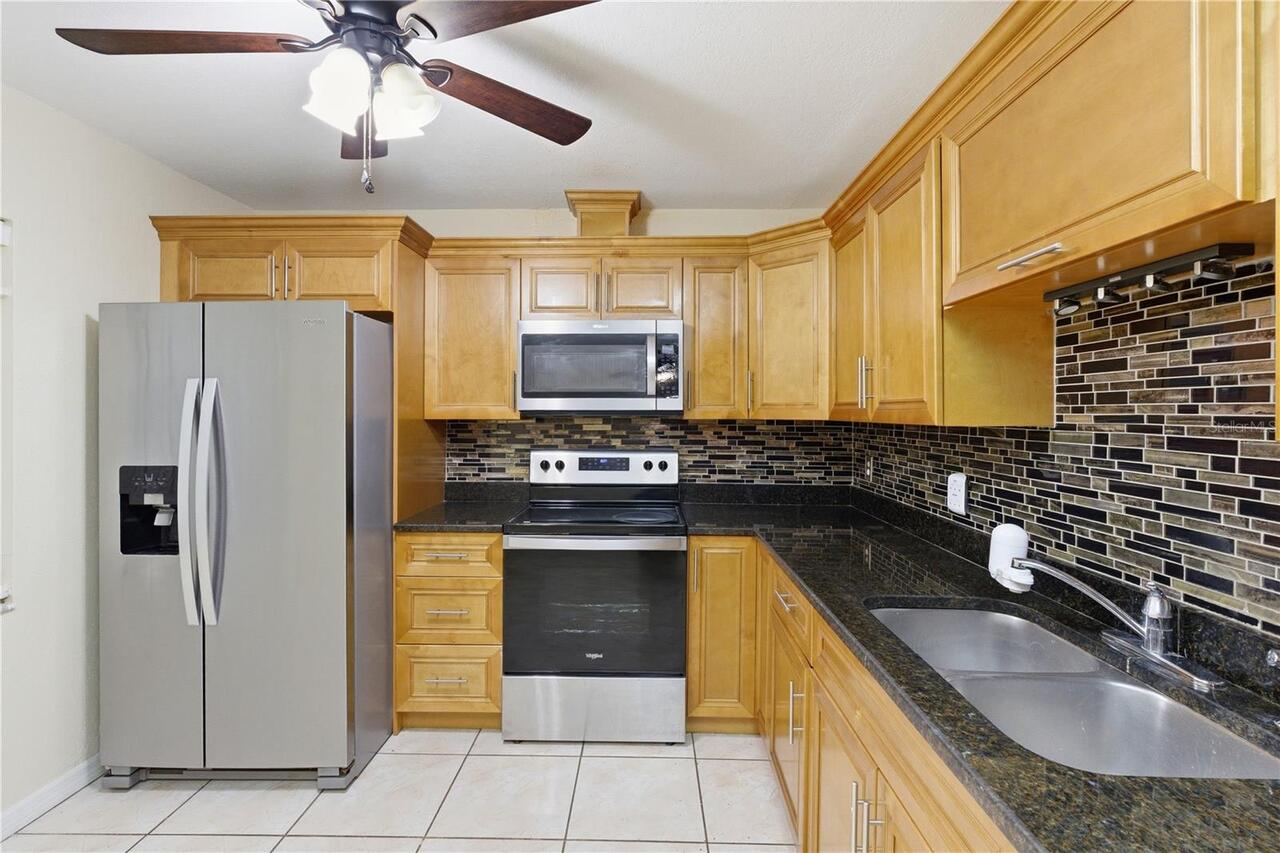 Listing Photo 16