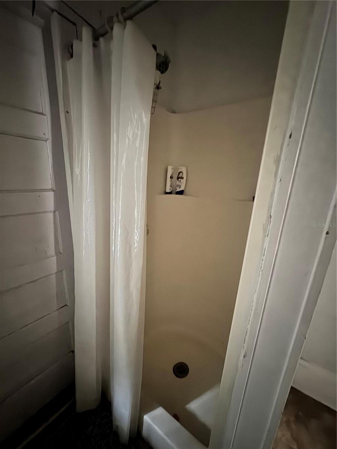 Listing Photo 10