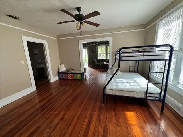 Listing Photo 23