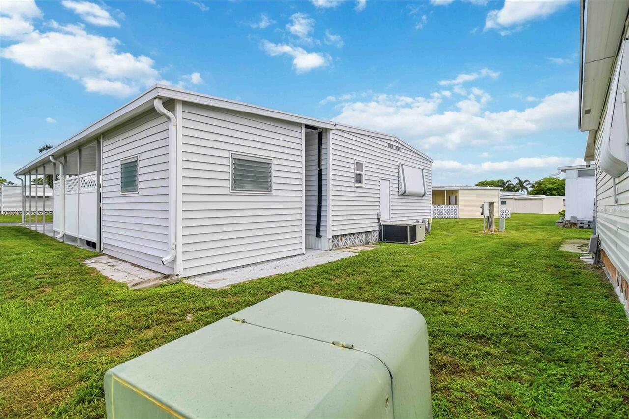 Listing Photo 28
