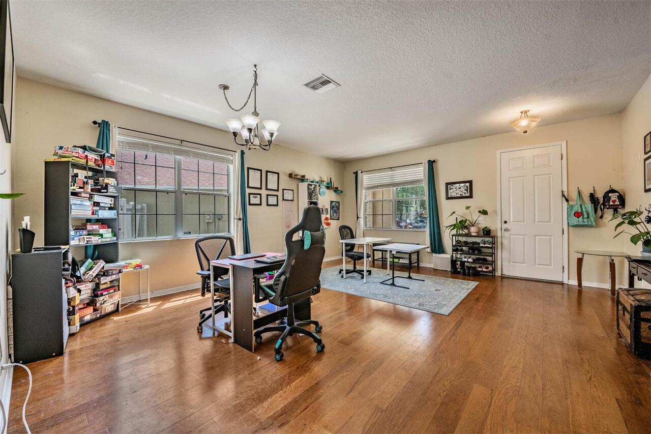 Listing Photo 7