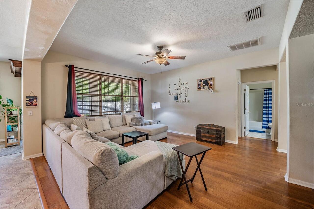 Listing Photo 10