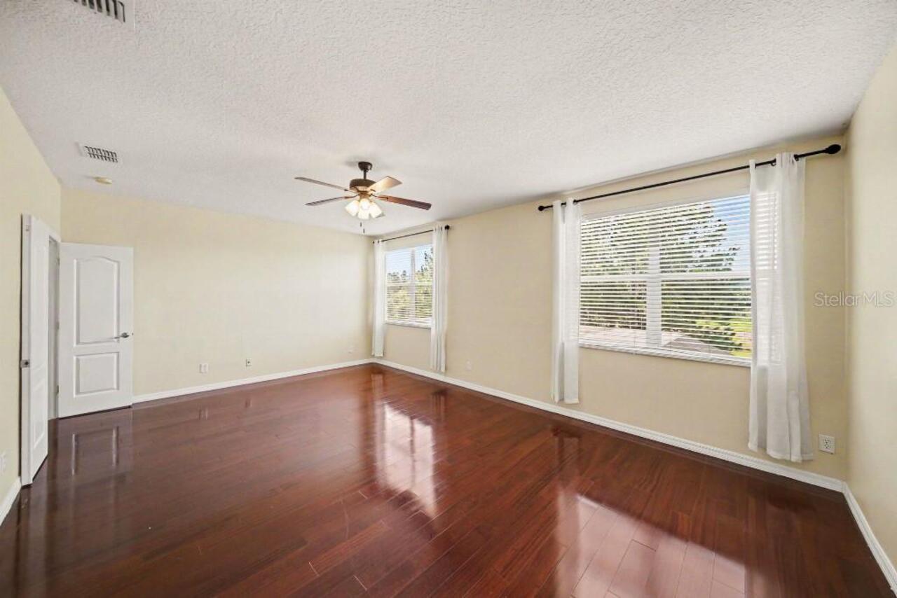 Listing Photo 23