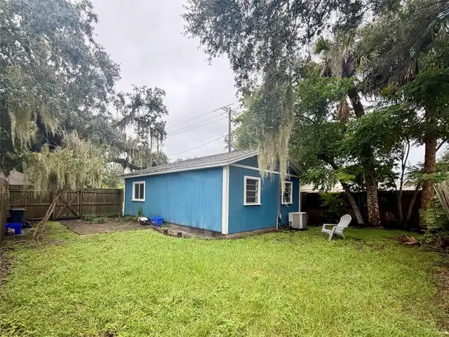 Listing Photo 10