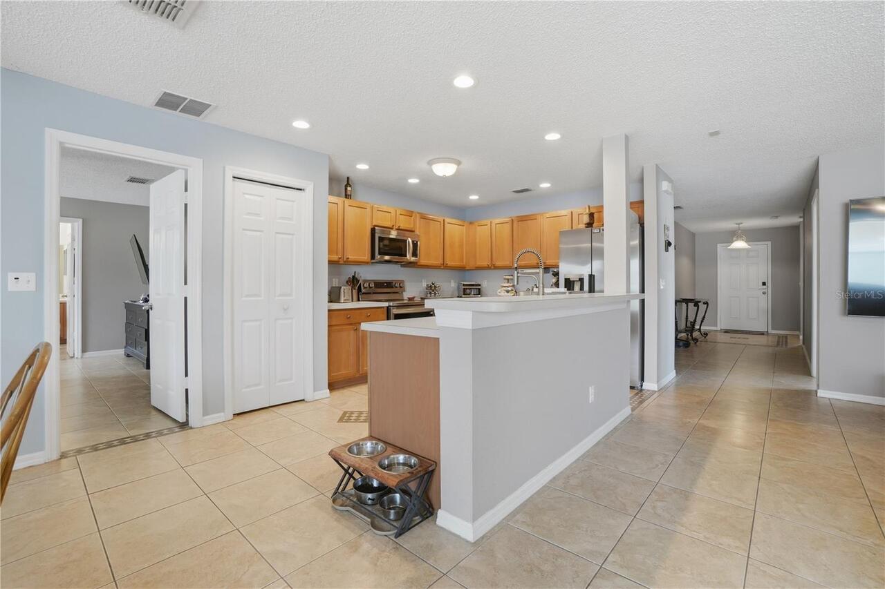 Listing Photo 9