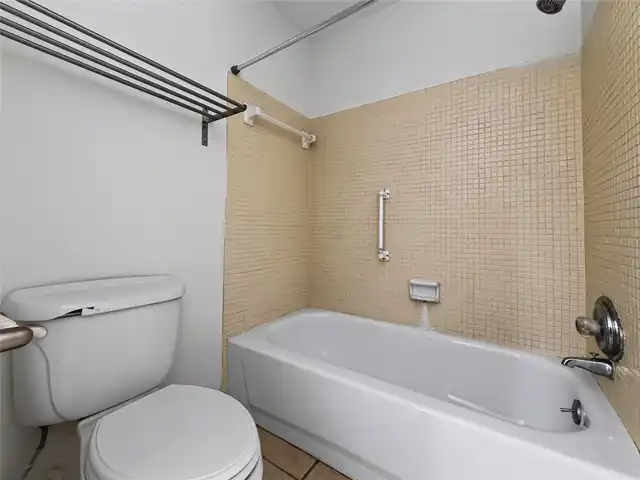 Listing Photo 13