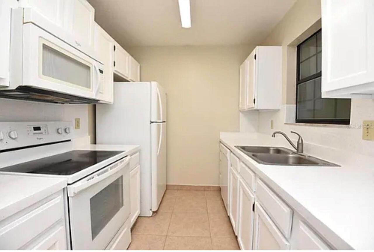 Listing Photo 9