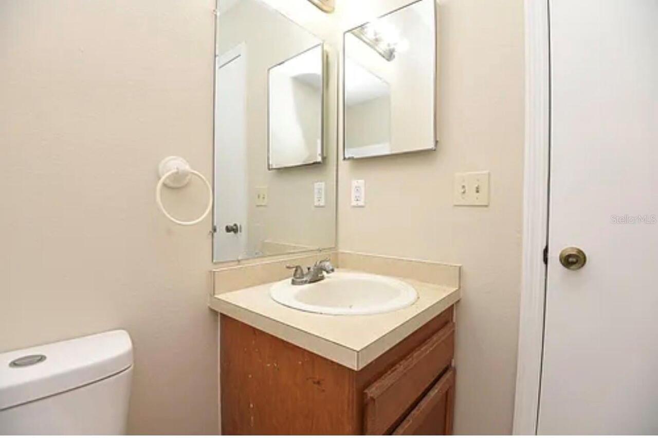 Listing Photo 12
