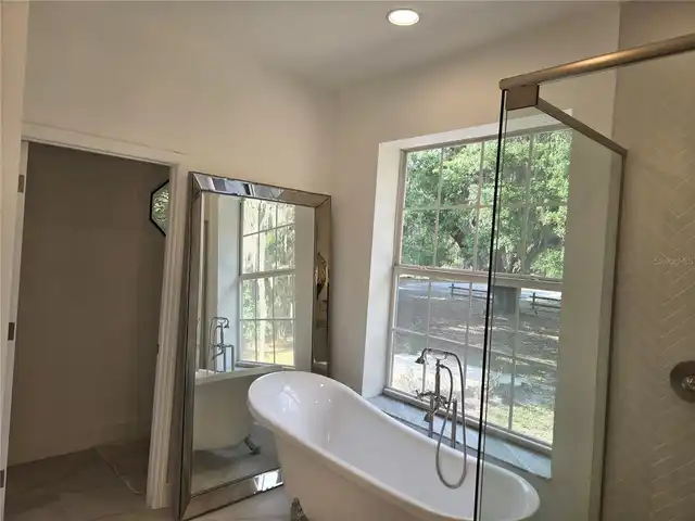 Listing Photo 20