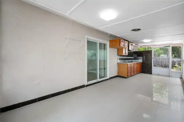 Listing Photo 44