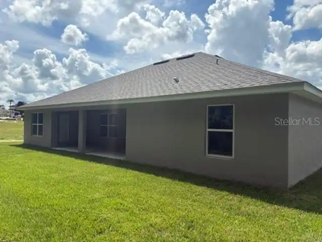 Listing Photo 11