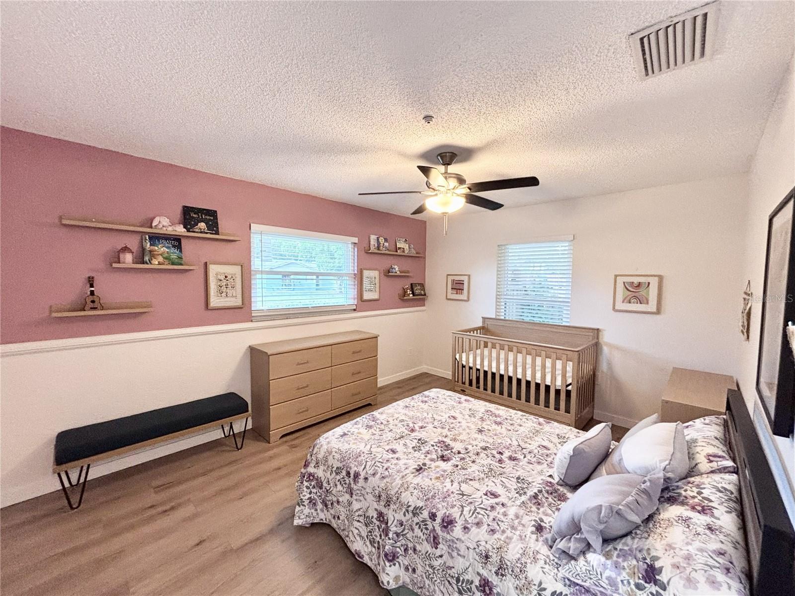 Listing Photo 12